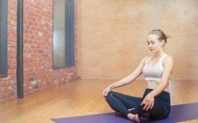 Dlaczego warto zacząć uprawiać jogę?